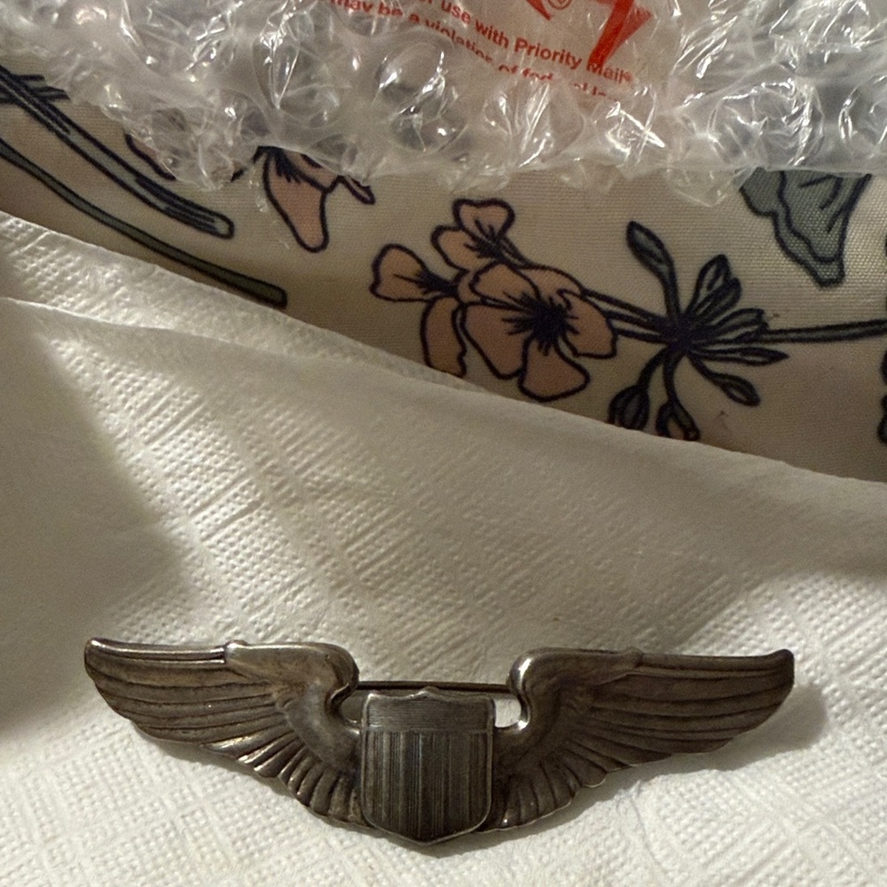 Silver Pilot Wings Pin Back